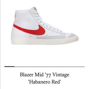Blazer Mid ‘77 Vintage habanero red